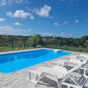 https://maison-laurencia.comcaribbean.com